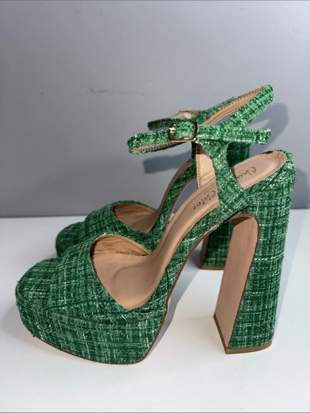 Chase + Chloe Green Tweed Platform Block Heel Sandals – Women’s Size 9